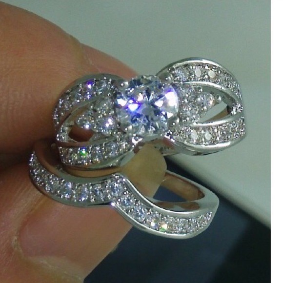 White Topaz 2 pc CZ Ring Final Price. No offers - Picture 2 of 4