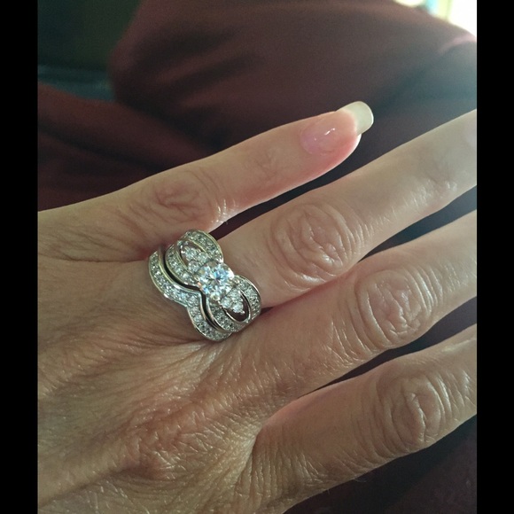 White Topaz 2 pc CZ Ring Final Price. No offers - Picture 4 of 4