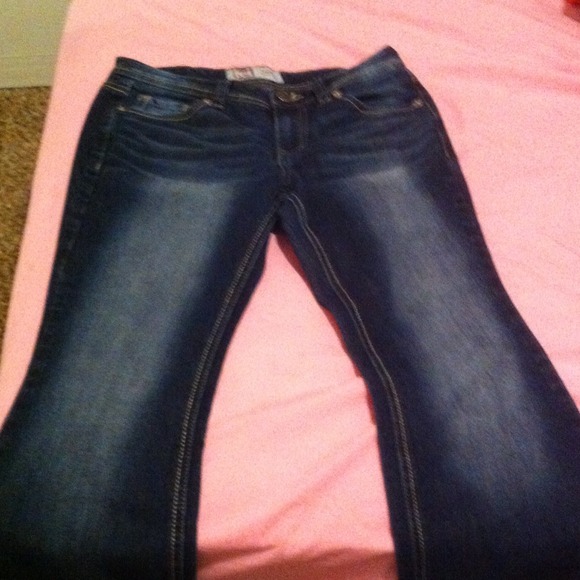 Dark blue jeans - Picture 2 of 5