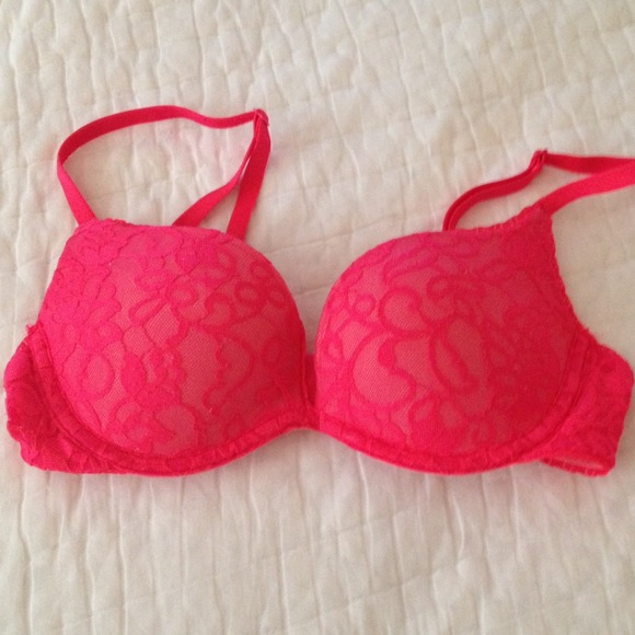 Sexy Push-up Bra!!😍 Worn only a few times!