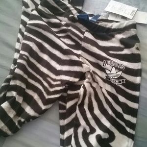 Sold sold sold Addidas zebra Leggings size XS