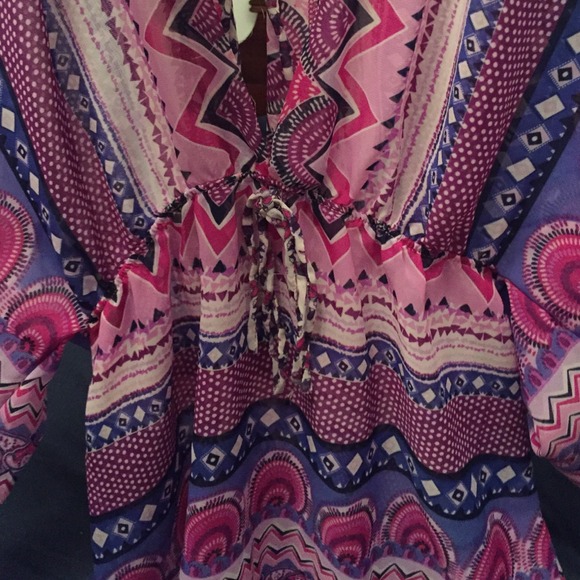 Aztec Blouse - Picture 3 of 3