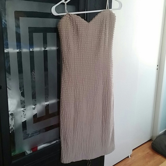 Strapless dress
