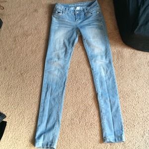 Light denim jeans