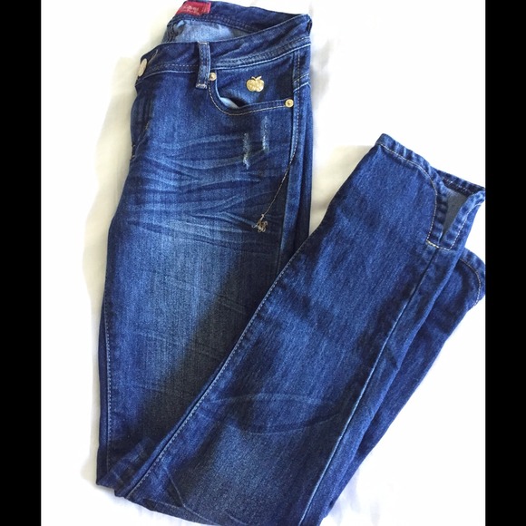 Reduced! Apple bottom skinny jeans