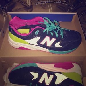 Brand new new balance still in the box.