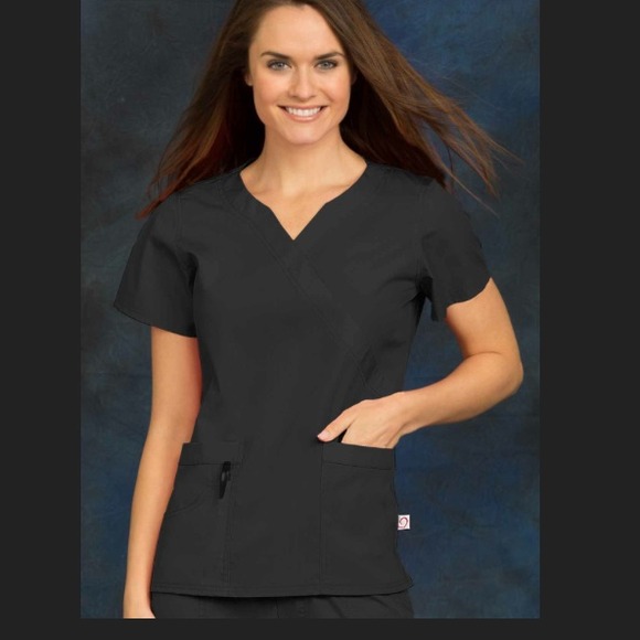 Peaches scrub top in NAVY. SORRY, NO TRADES.