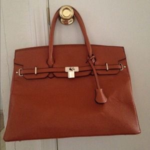 Hermes/Berkin  look a like. Perfect Condition.