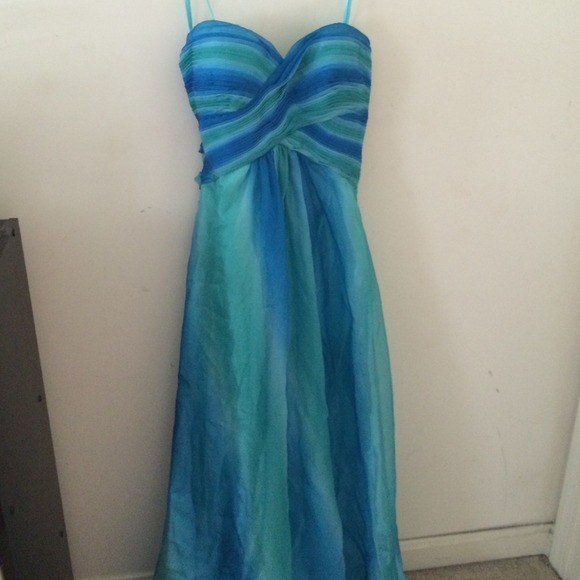 Cache mermaid like prom dress