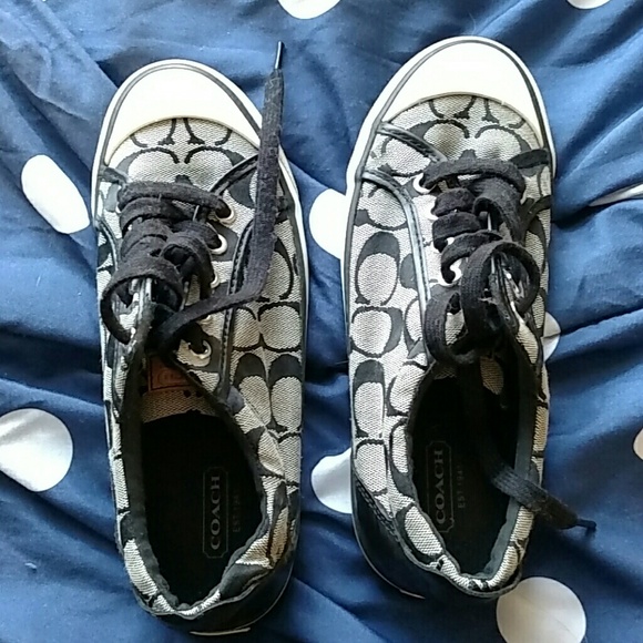 Fashion shoes