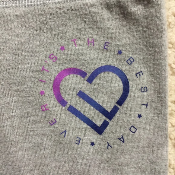 💜Aeropostale yoga pants💜 - Picture 2 of 3