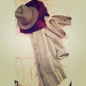 American eagle knit long cardigan! Worn once!