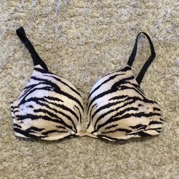 Victoria secret bra.