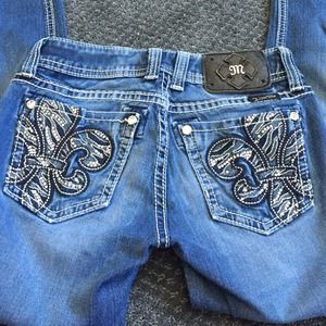 Skinny Miss Me jean. Size 24.