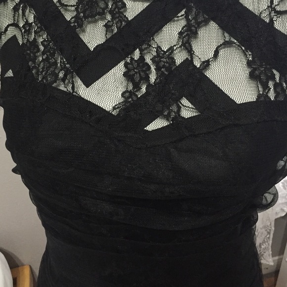 Lace black dress - Picture 2 of 4