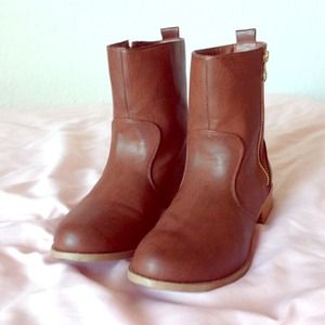 Brown boots with mini stacked heels