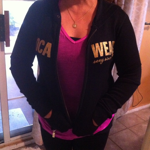 Black zipper hoodie sweater