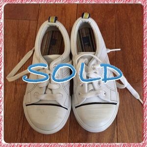💢SOLD💢White Keds