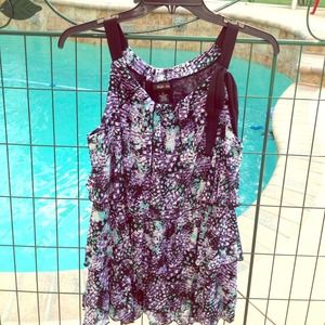 Great summer top-sale. Moving