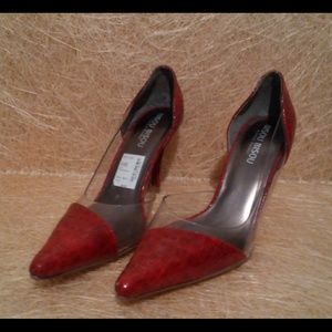 HOLD FOR @JANESSE RED HEELS