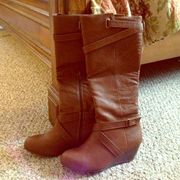 Rampage wedge riding boots