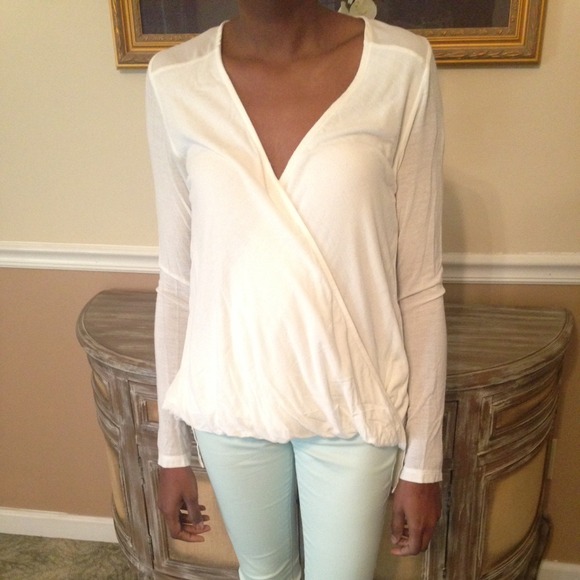 Everleigh Tops - Cream Long-Sleeve Crossover Top