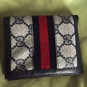 Authentic Vintage Wallet Gucci