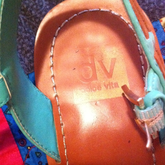 Shoes - Picture 3 of 3