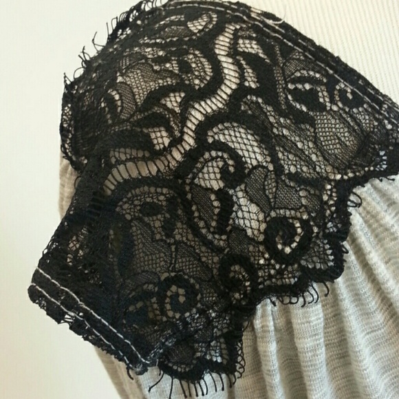 Grey Top - Picture 3 of 4