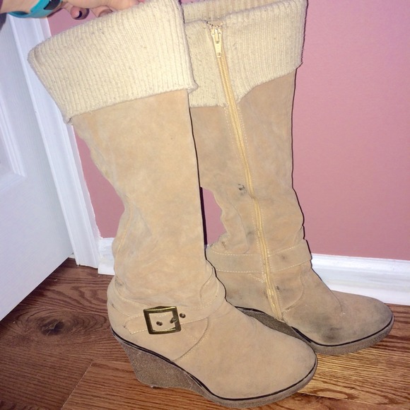 Boots - Tan Wedge Boots