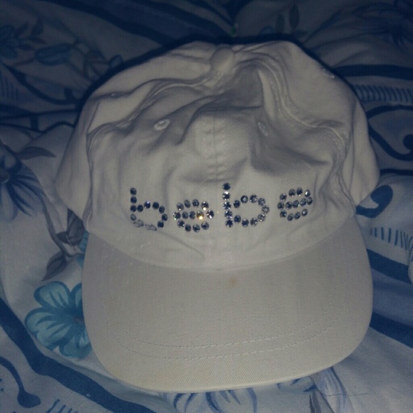 Hat??PLEASE LOOK AT PICTURES??