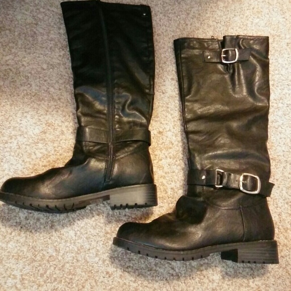 Black and gold boots