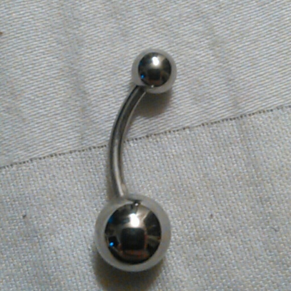 Belly button ring
