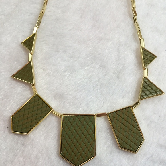 ❌Sold❌House Of Harlow 1960 Leather Necklace - Picture 2 of 4