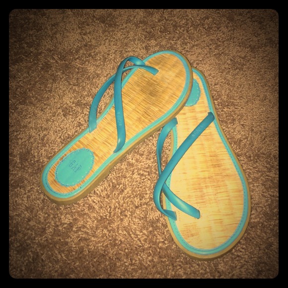 Gap sandals! Turquoise Size 8