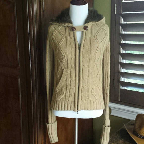 Gorgeous sweater/jacket with fur hood
