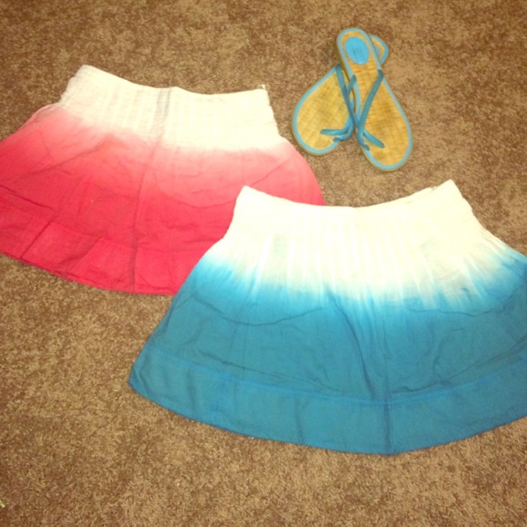 2 ombré mini skirts! Pink and blue Size Small