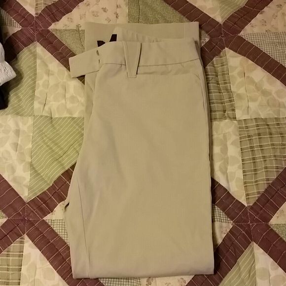 Khaki dress pants short