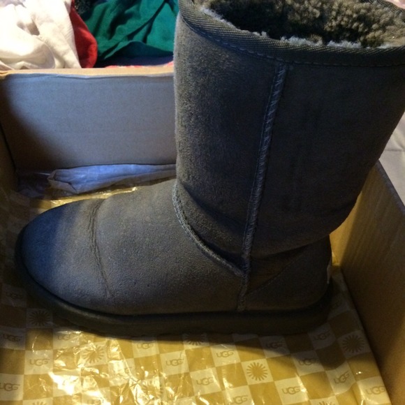 Ugg boots short boots
