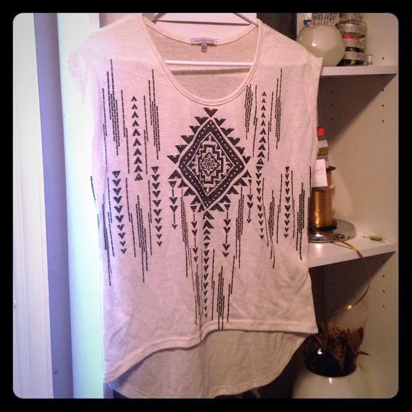 Charlotte Russe Aztec Shirt - Picture 1 of 3