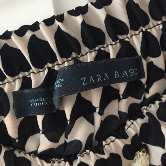 NWOT Zara pleated heart flare skirt - Picture 2 of 3