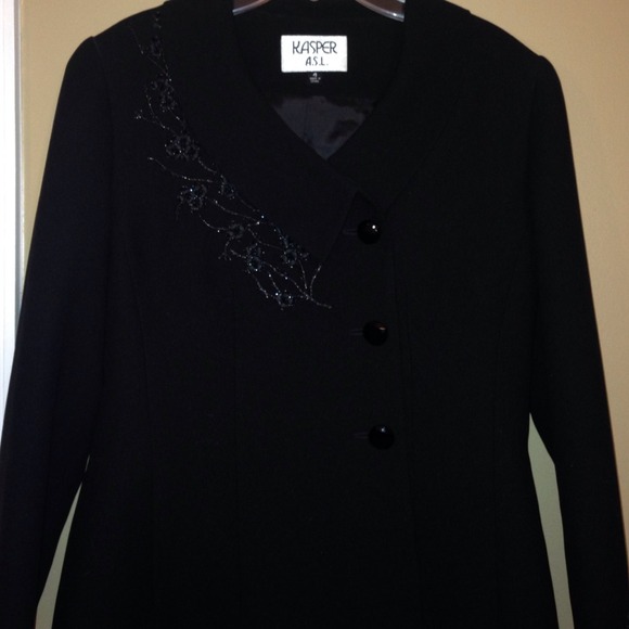 Kasper elegant, beaded long skirt and jacket suit - Picture 1 of 4