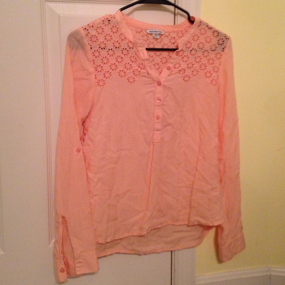 Light weight top.