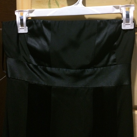Express black satin strapless dress, worn once. - Picture 3 of 5