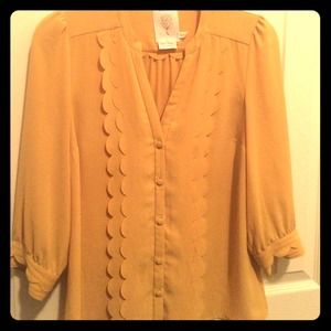 Anthropologie yellow scallop blouse extra small