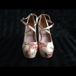Floral heels