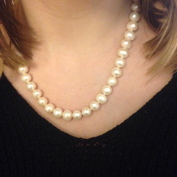 NWT authentic 💯 Freshwater Pearl strand