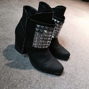 Nasty gal 7.5 studded boots