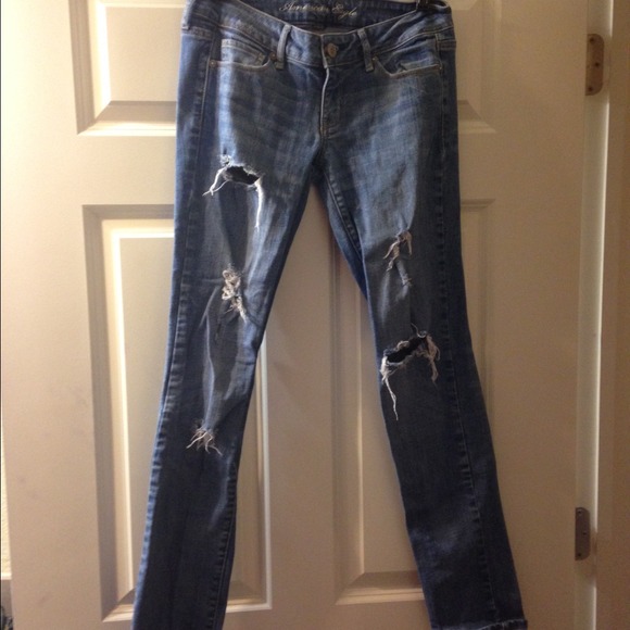 AE distressed skinny