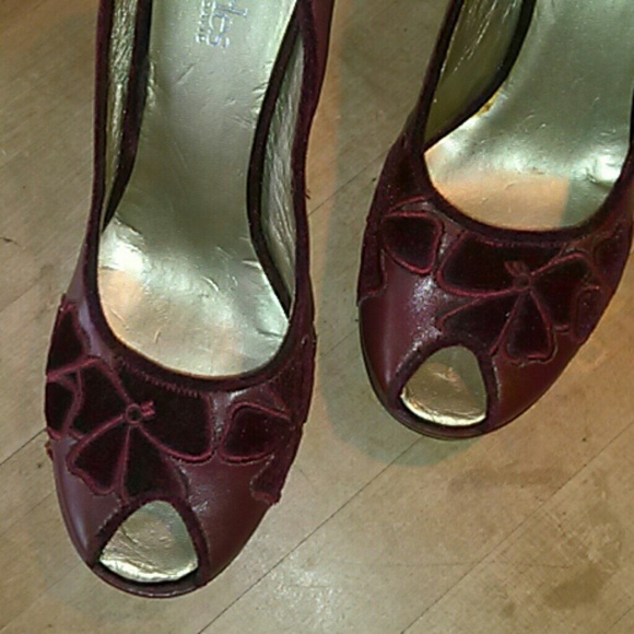 Burgundy leather platform shoes 7.5 Charles David